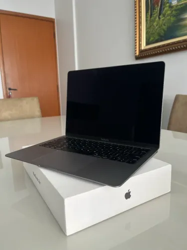 macbook air retina 2019