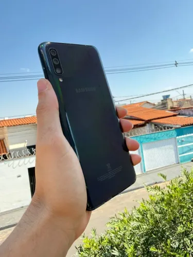 SAMSUNG GALAXY A70 - 128GB