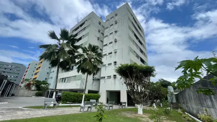 Apartamento para venda - tem 42 metros quadrados - com 1 quarto em Mangabeiras - Maceió -