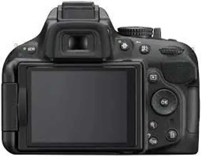 CAMERA NIKON D5200