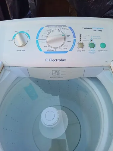 Máquina 12 k ótimo estado de conservação