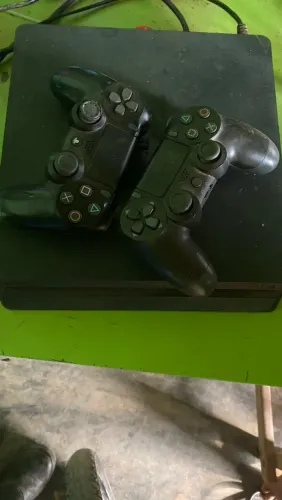Vendo ou troco PlayStation 4