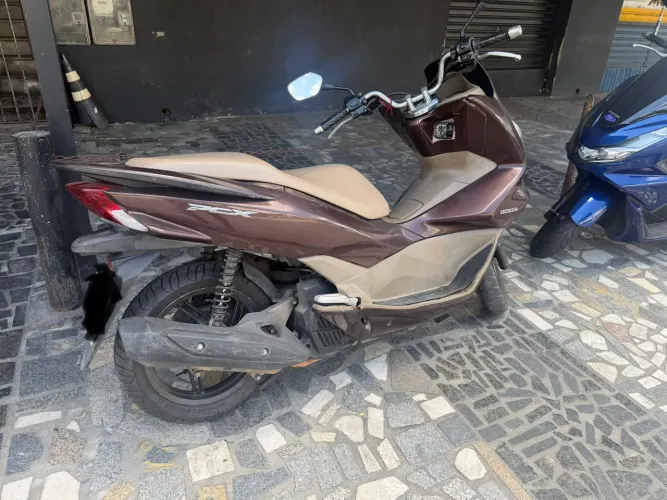 PCX 2018 DLX