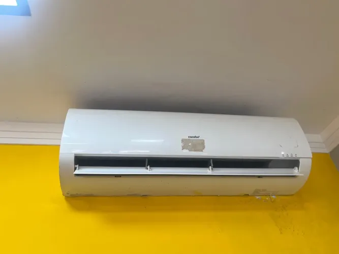 ? Ar-Condicionado Comfee 18.000 BTUs - Funcionando Perfeitamente!