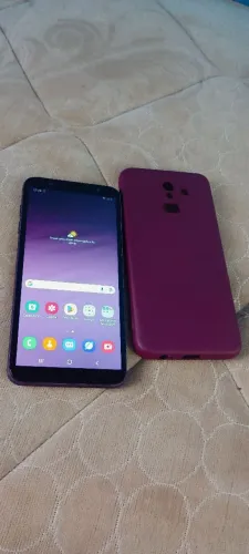 Celular Samsung  j8
