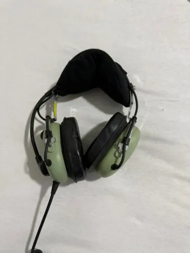 Headset marca David Clark H10-13H  para helicóptero 
