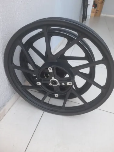Rodas sport da sahara e tb pega na xre