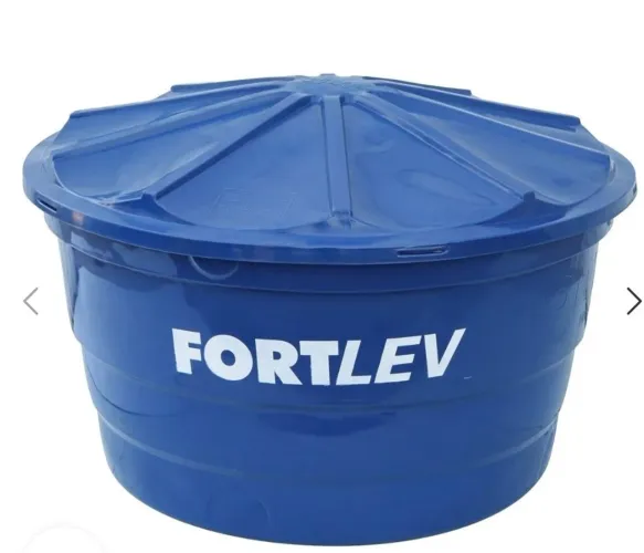Vendo caixa d'água de 1000 litros usada