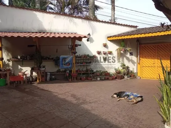 Chácara Residencial à Venda em São Bernardo do Campo (Finco) 297 m² Úteis, 1.895 m² de Te