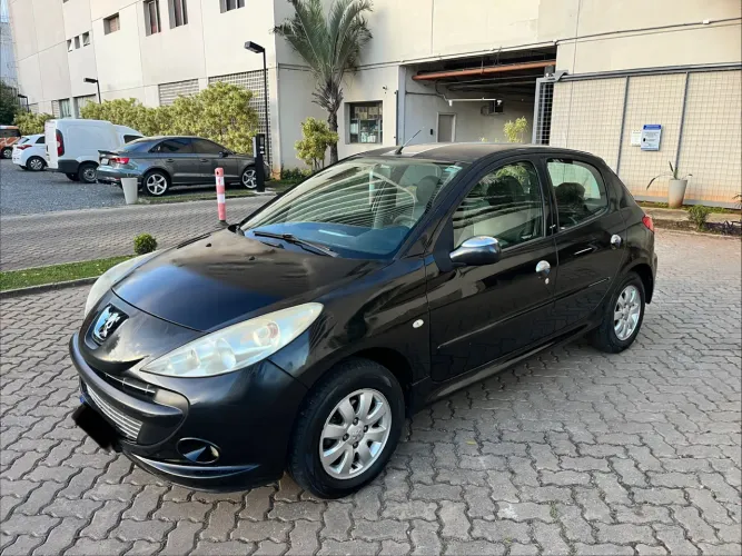 Peugeot 207 XR Sport 1.4 Flex 8V 5P 2011