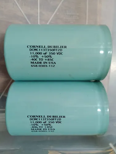 Par de Capacitores Eletrolíticos Cornell Dubilier 11000uF 350V 85oC americanos