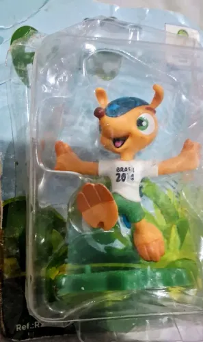 2 Mascotes Oficial Fuleco Copa do Mundo FIFA Brasil 2014 + chaveiro riginal- Colecionador
