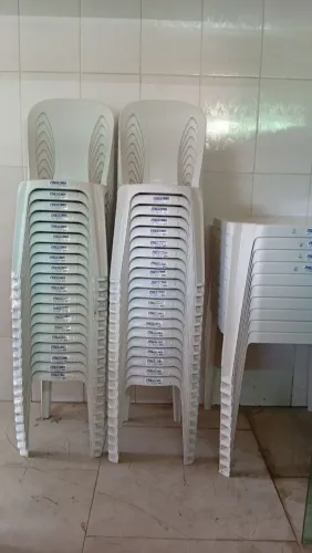 Aluguel de mesas para eventos 15 reais frete a combinar 