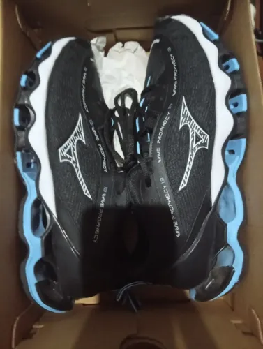 Tênis novo Mizuno