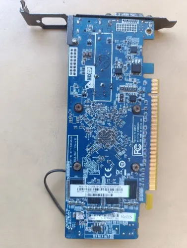 Placa de vídeo Saphire DDR3