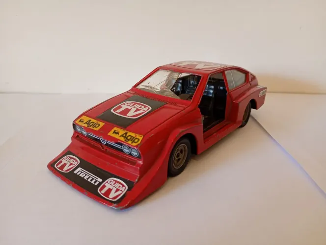 Polistil - Sucata Miniatura Alfetta GTV Turbo