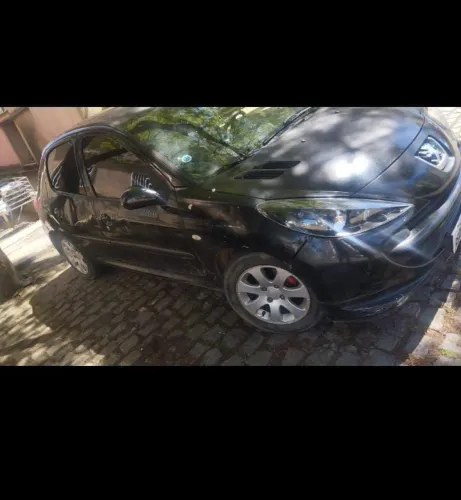 Peugeot 207 SW XR 1.4 Flex 8V 5P 2010