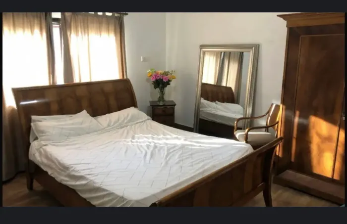 Jogo de quarto madeira maciça 