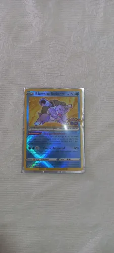 Carta pokemon ultra rara Blastoise Radiante
