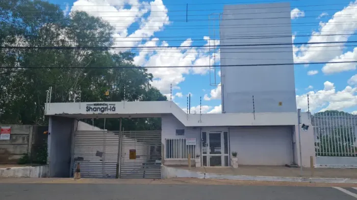CASA SOBRADO, 2 QUARTOS, ESTÁ PADRÃO, RES. SHANGRI-LA, PROX PONTE COXIPÓ, BEIRA RIO, UFMT