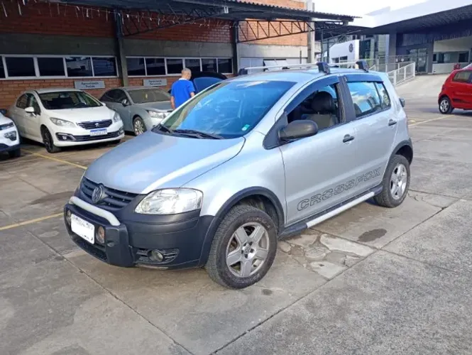 Volkswagen Crossfox 1.6 MI Total Flex 8V 5P 2005