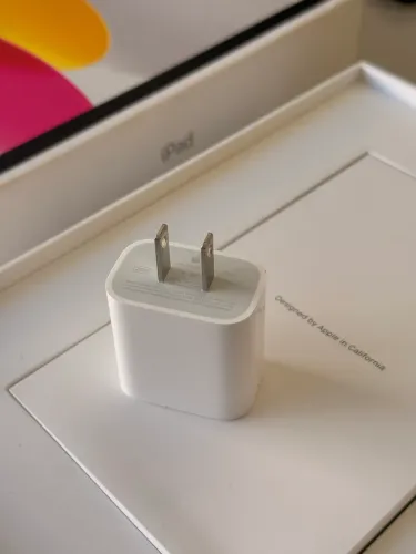 Fonte da Apple original e nunca usada - 20W carregamento rápido