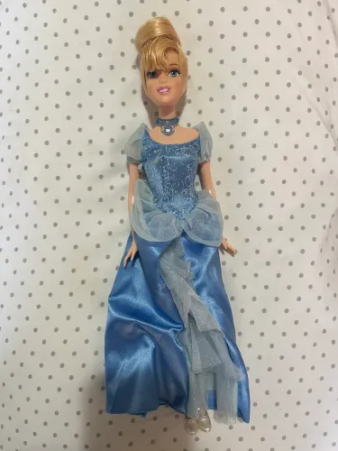 Boneca Princesa Cinderela - Oficial Disney