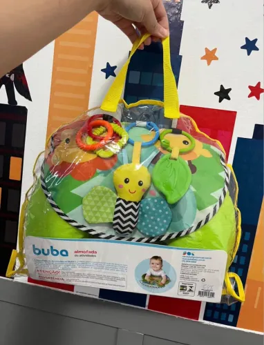 Almofada de atividades bebe