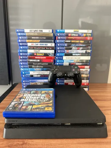Ps4 Slim zerado, aceito cartão