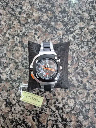 Relogio Eco-Drive meia lua aqualand