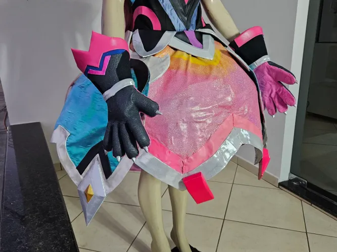 Gwen 2