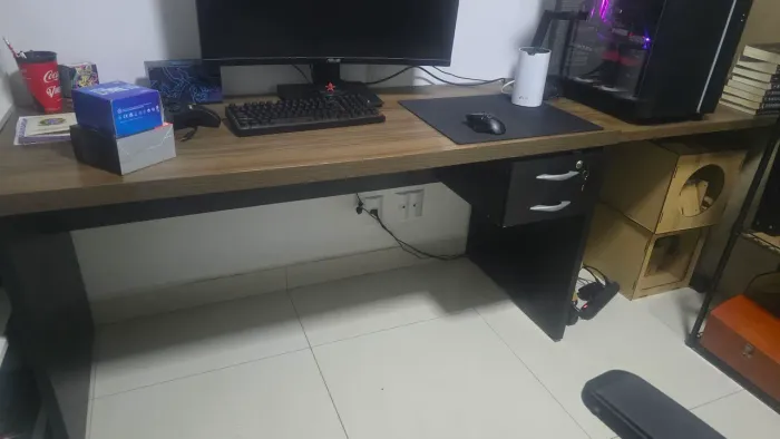 Mesa de Escritório 