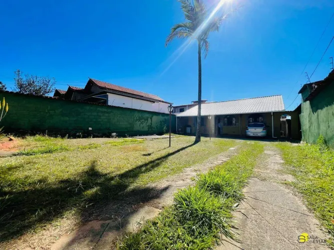 Casa residencial à venda no Bairro Cardoso, BH | 3 quartos (1 suíte) com varanda gourmet e
