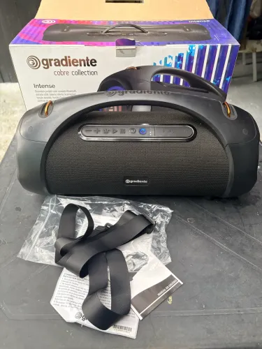 GRADIENTE BOOMBOX