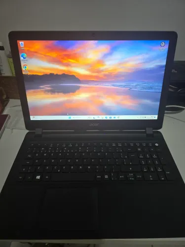 Notebook Acer Aspire es1-572 i5 8GB