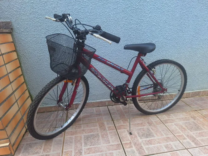 Bicicleta Sundown com Cesta