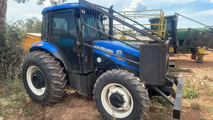 TRATOR DE PNEUS NEW HOLLAND TL 5.80 ANO 2024