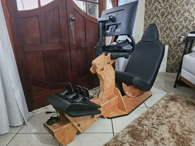 Cockpit completo com volante Logitech G923 + Cambio