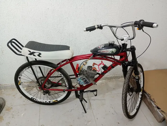 Motorizada semi nova