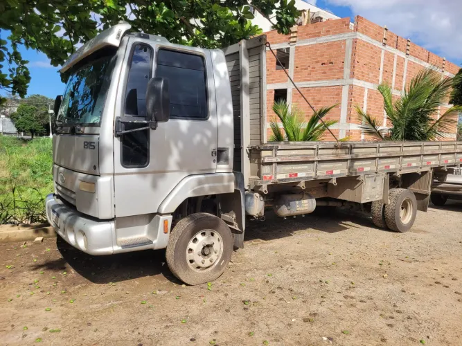 Vendo caminhão 3/4