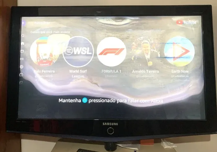 TV LCD 40 polegadas Samsung modelo LN40R71BAX com defeito na tela