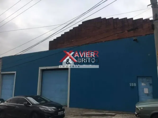 Galpão à venda na Vila Nova York  800m², pé-direito alto, entrada para caminhões e trifási