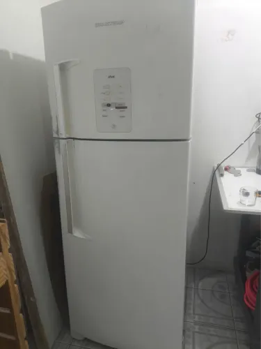 Vendo Geladeira Brastemp