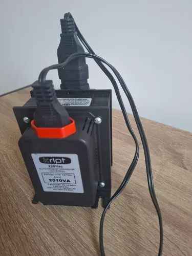 Transformador 127V p 220V