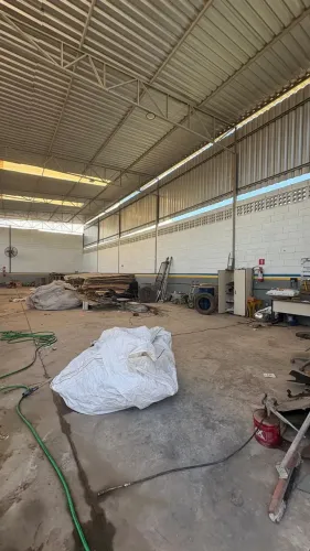 Galpão/Depósito/Armazém para venda com 390 metros quadrados