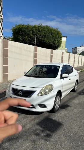 Nissan Versa SL 1.6 16V Flex Fuel 4P Mec. 2014