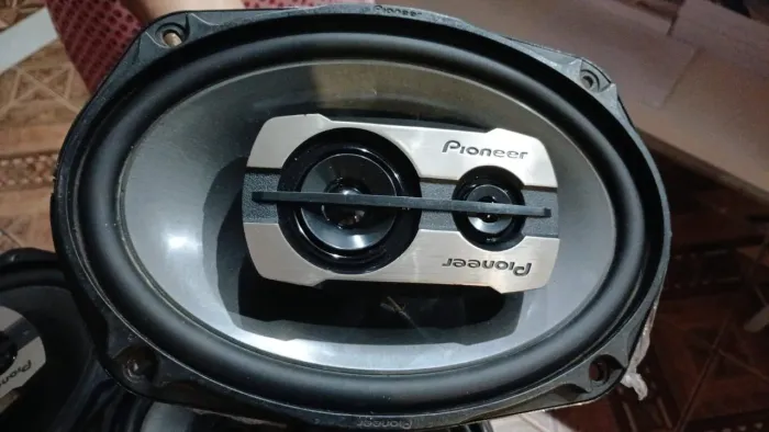 6x9 Pioneer 