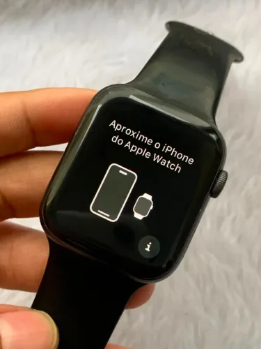 Apple Watch Series 4 44mm Cinza saude entre 87% - 85 % com detalhes