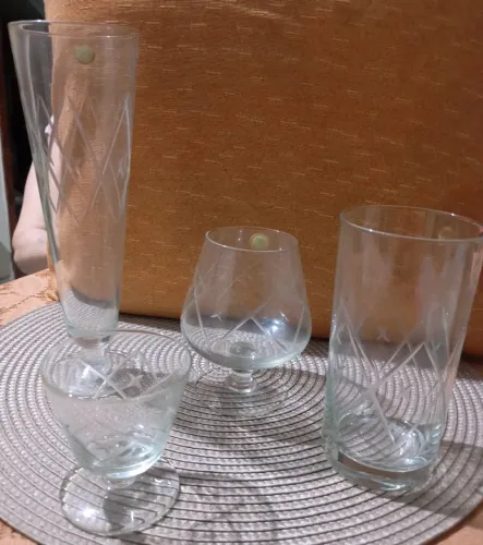 20 Taças e Copos Vintage - Cristais Henring