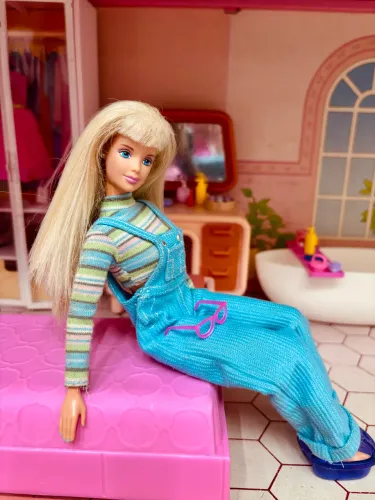 Barbie cool Blue